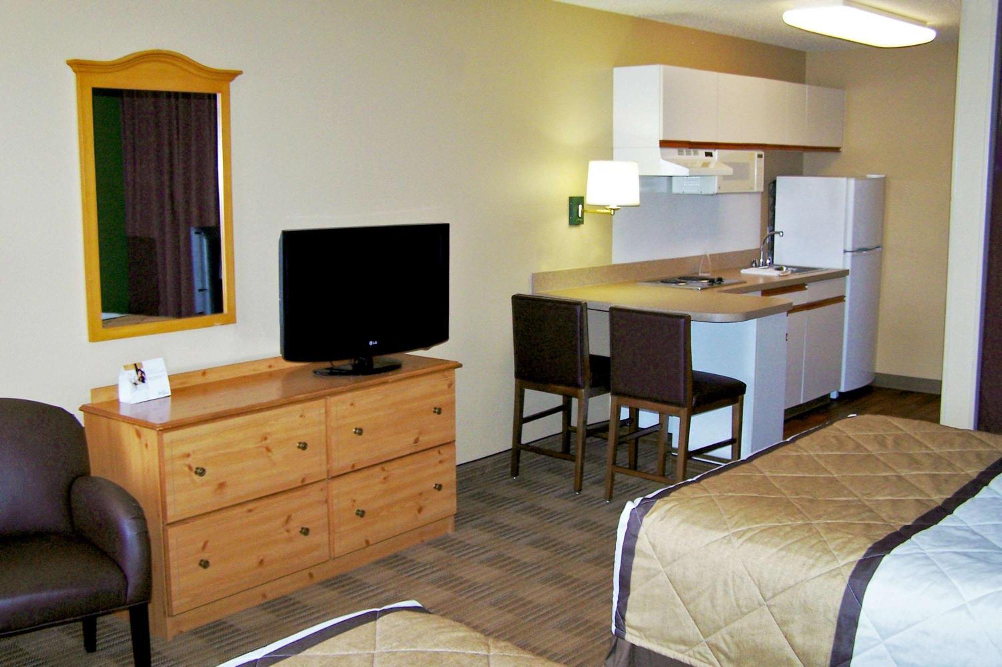 Extended Stay America Select Suites - Chicago - Vernon Hills - Lincolnshire Mettawa Екстериор снимка